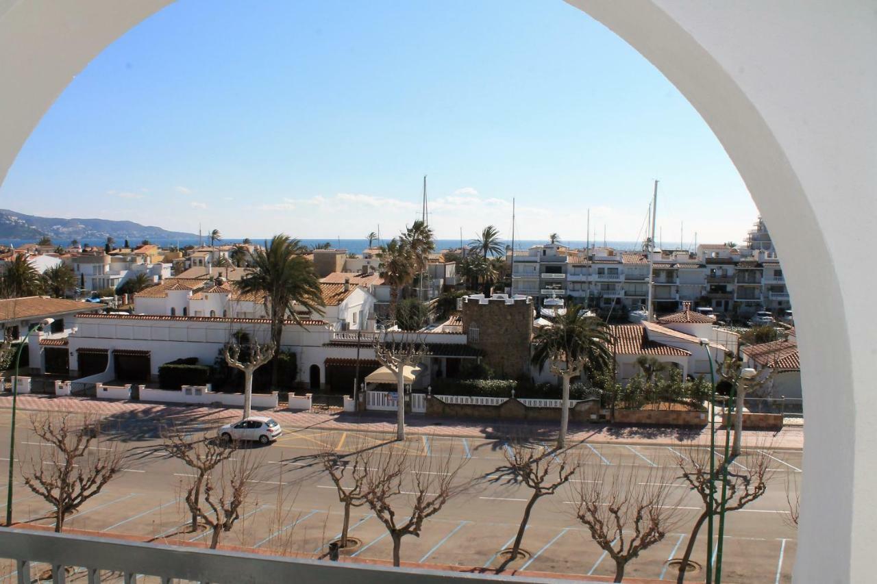 Absolute Apartment Empuriabrava Esterno foto